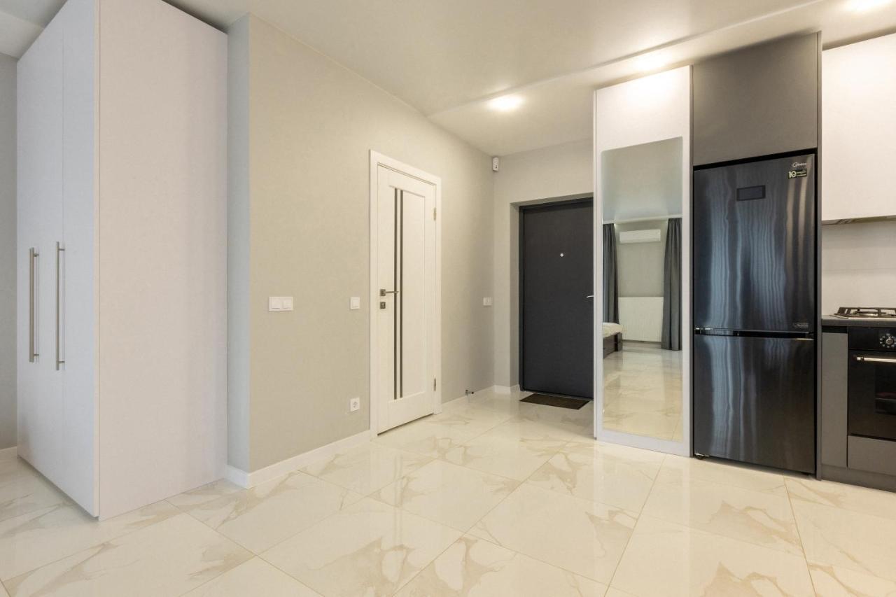 לבוב Vip Apartment Near Center מראה חיצוני תמונה