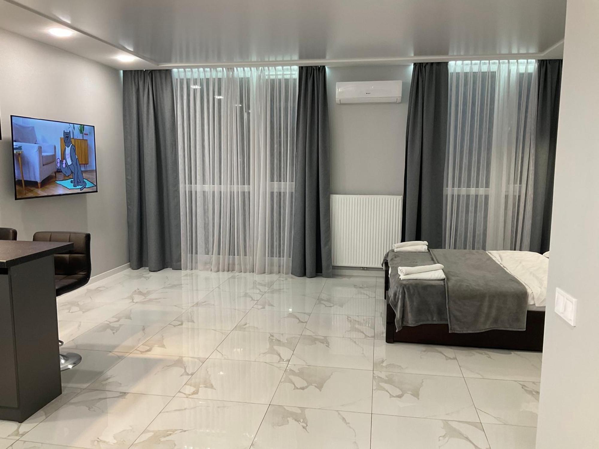 לבוב Vip Apartment Near Center מראה חיצוני תמונה