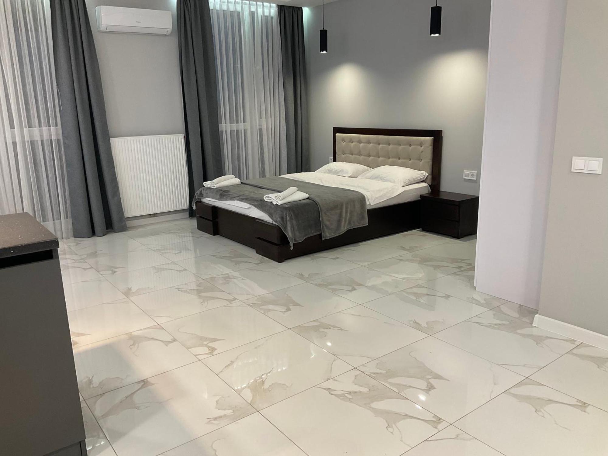 לבוב Vip Apartment Near Center מראה חיצוני תמונה